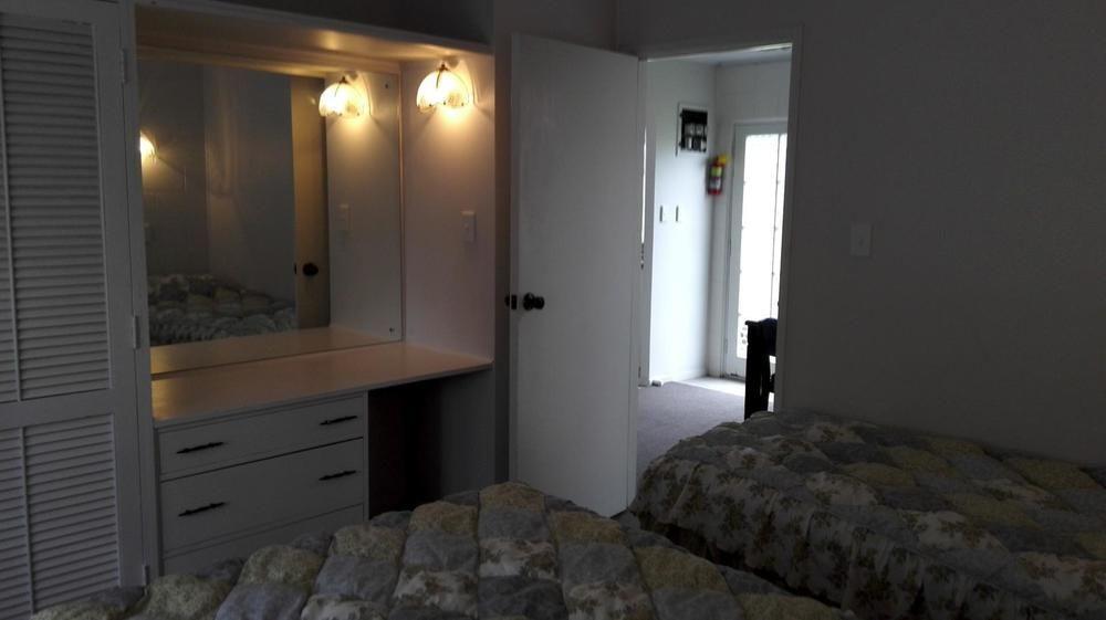 Browns Bay Olive Tree Motel & Apartment Okura Bush Екстериор снимка
