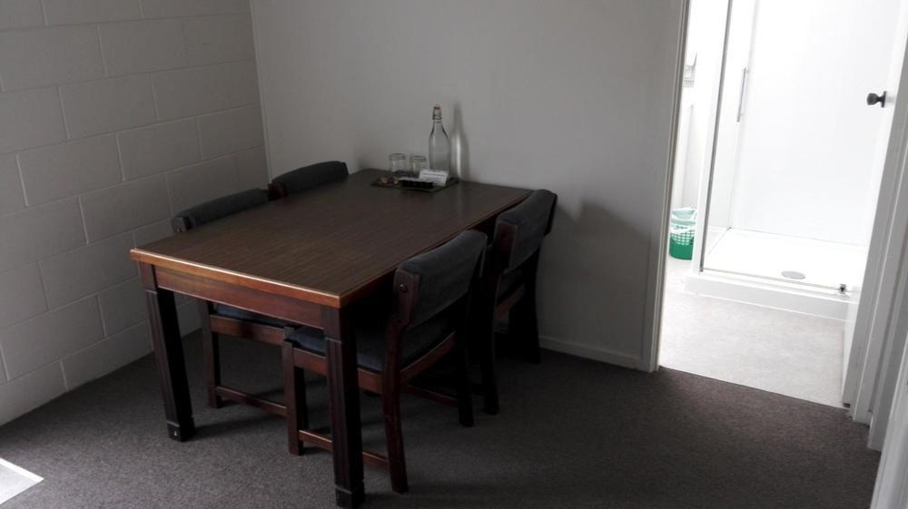 Browns Bay Olive Tree Motel & Apartment Okura Bush Екстериор снимка