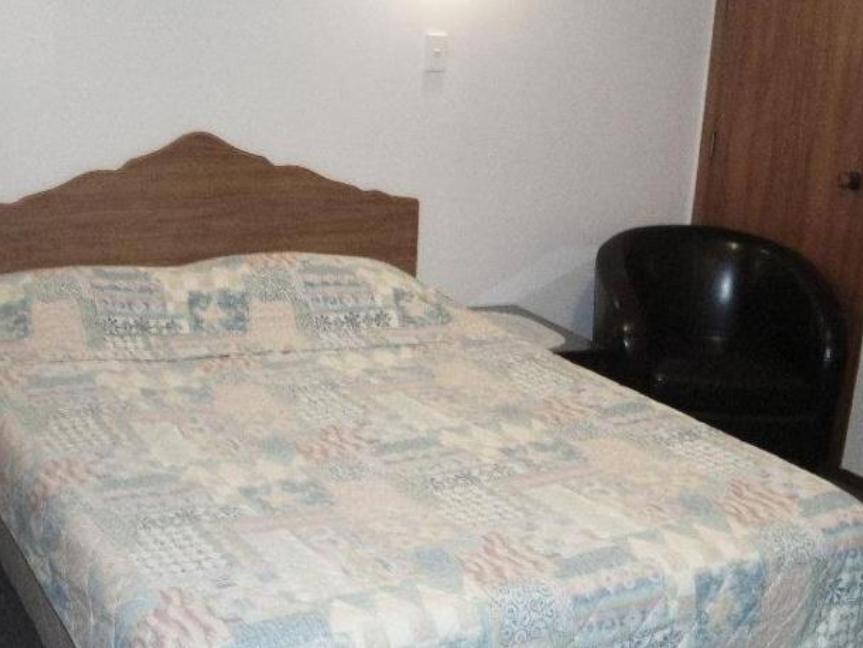 Browns Bay Olive Tree Motel & Apartment Okura Bush Екстериор снимка